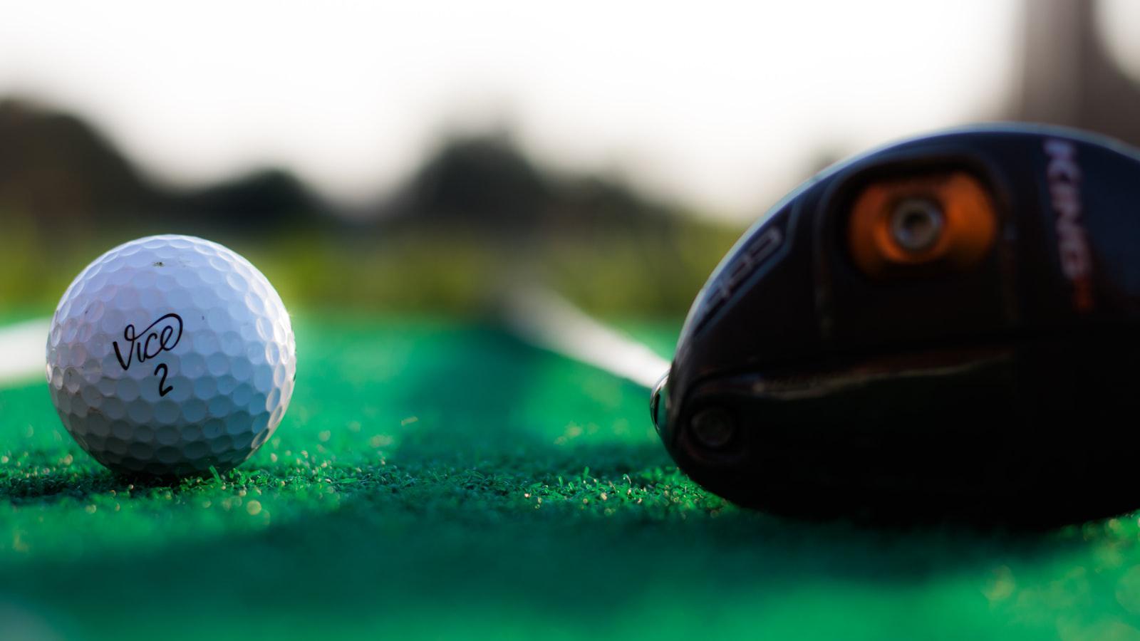 Deciphering Golf Handicaps: A Comprehensive Analysis for Enhanced Gameplay Golf Handicap Systems: An Overview of Classifications and Calculations