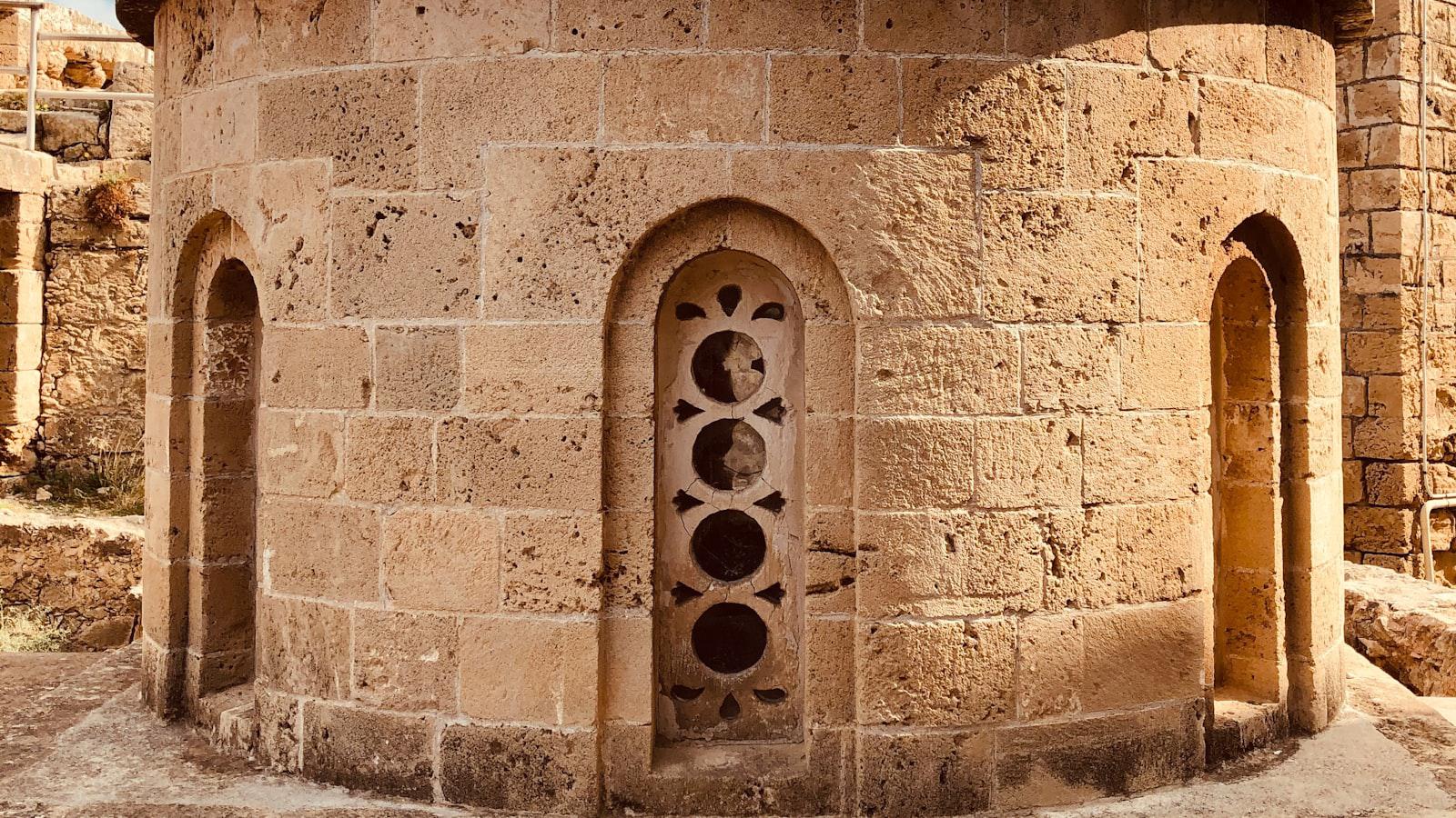 10 ways to simplify greenside bunker shots - Bunkers Beyond Belief