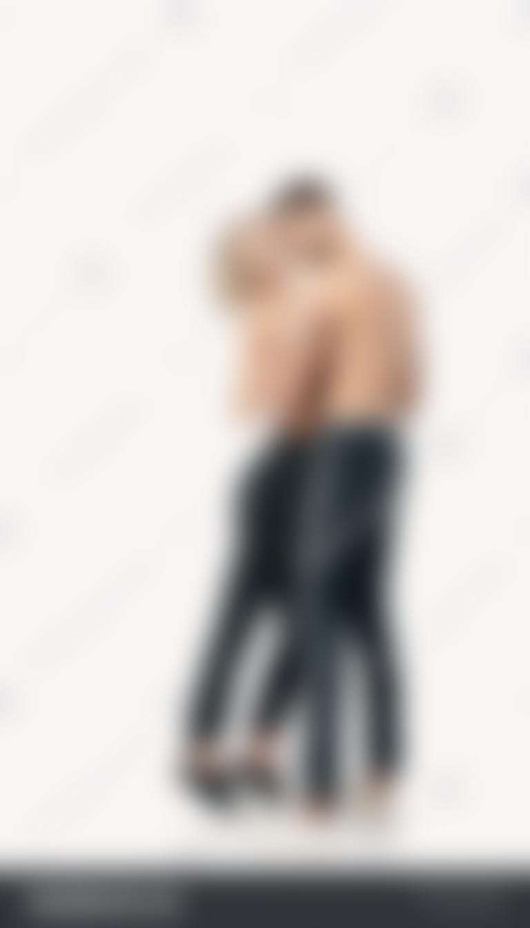 Love Amidst Chaos: A Woman Wrecks a Car and Wins Charlie's Heart on Two and a Half Men Love Amidst Chaos: A Woman Wrecks a Car and Wins Charlie's Heart on Two and a Half Men