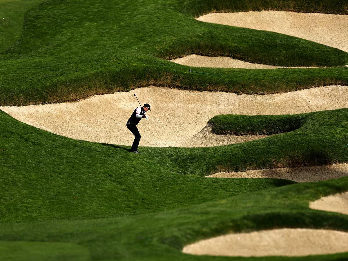 PGA Championship Preview: McIlroy, Woods, and Koepka Vie for Wanamaker Trophy - Navigating the PGA Championship's Demanding Course