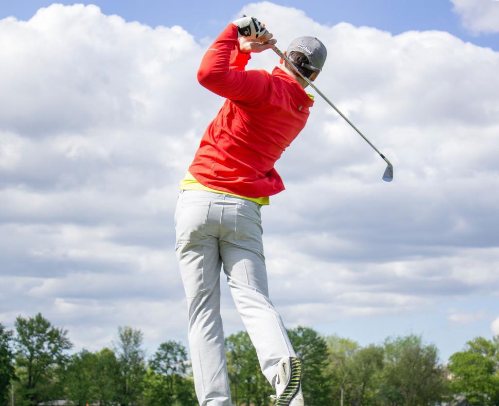 Nutritional Guidance for Emerging Golfers: Optimizing Performance through Dietary Strategies - Nutritional Foundation for Golfing Success: A Holistic Approach to Diet