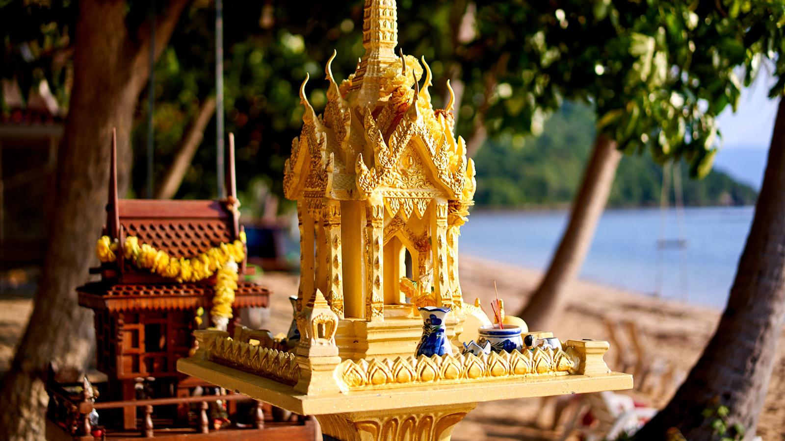 6 LIV players receive last-minute major invites, leaving 1 surprise omission 3. The Surprising Absence of Talor Gooch amidst LIV Player Invites