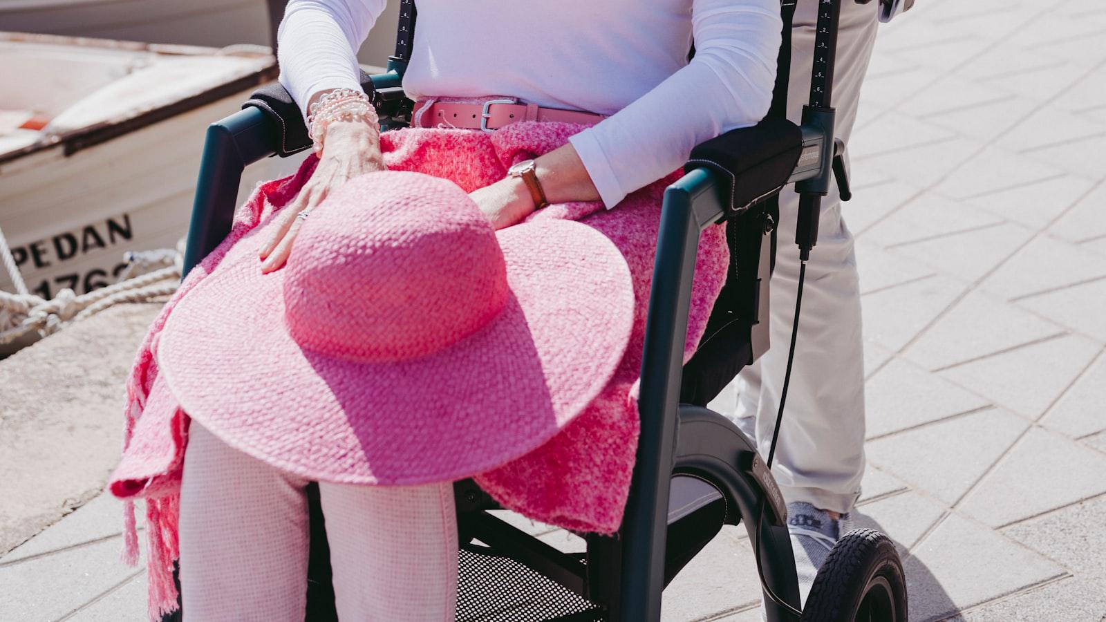 The Impact of Handicapping Systems on Golfer Performance and Tournament Equity * Subjective and Objective Components of Handicapping Systems