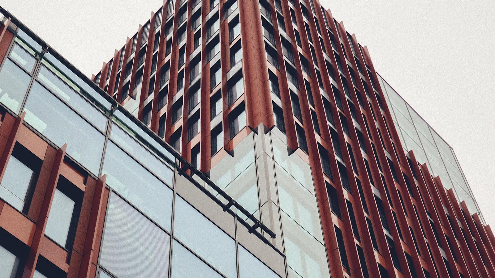 Tommy Fleetwood's easy drill for maintaining swing balance * Unlocking Fluidity: Aligning Weight and Angular Momentum