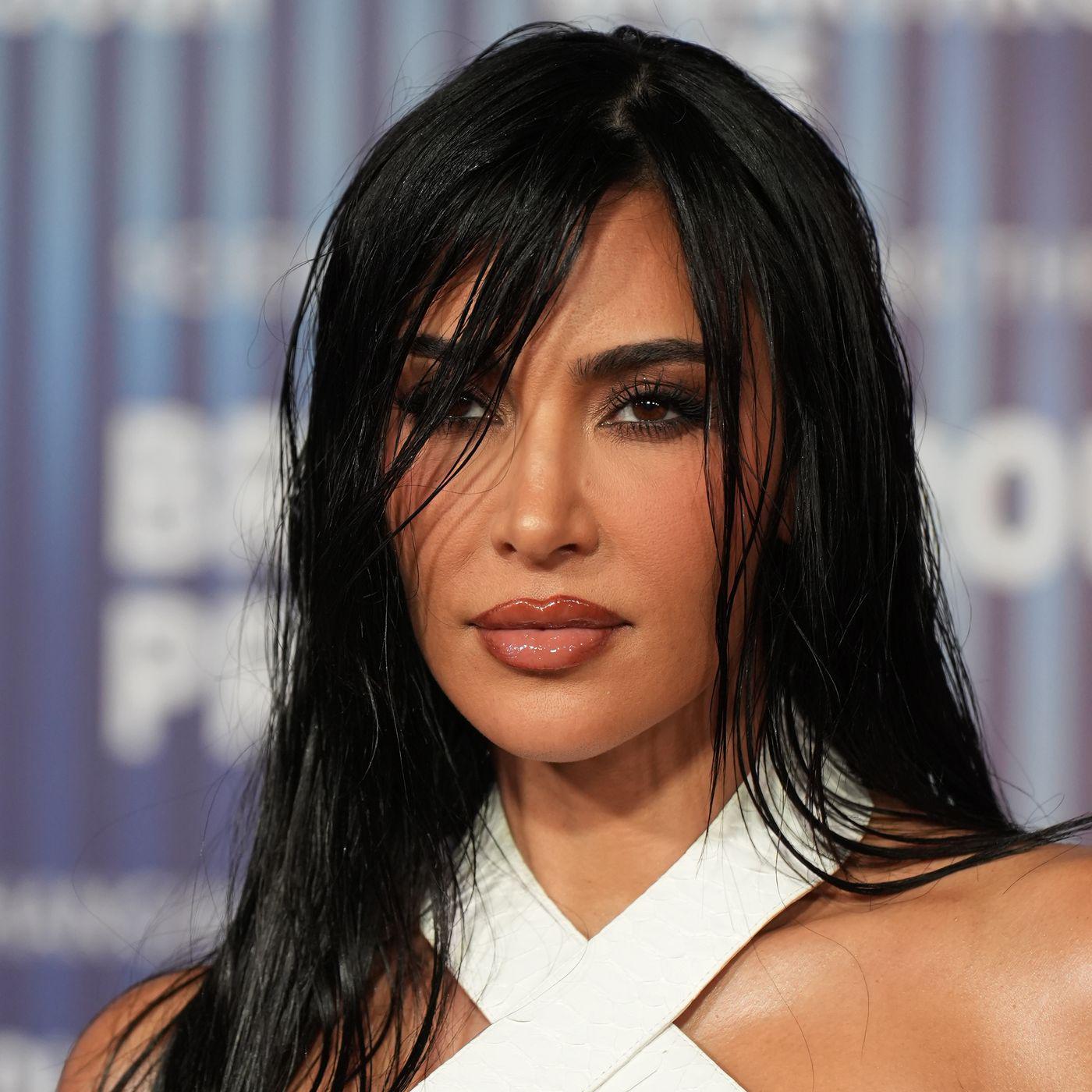 Where can I get a clock like that? #SNL #KimKardashian #Shorts - Discover the Stylish Timepieces Worn by Kim Kardashian on SNL