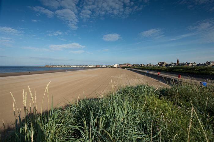 Stamped with greatness: Royal Troon’s par-3 8th is short but tough as nails - The Design and Challenges of Royal Troons Par-3 8th Hole