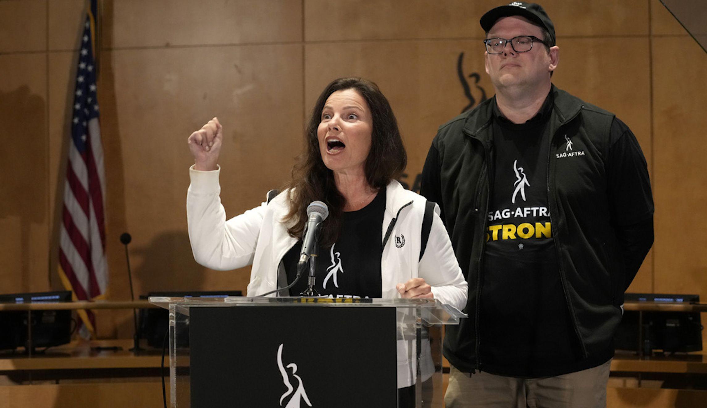 That is a tough loss #TheNanny #FranFine #FranDrescher #Shorts That is a tough loss #TheNanny #FranFine #FranDrescher #Shorts