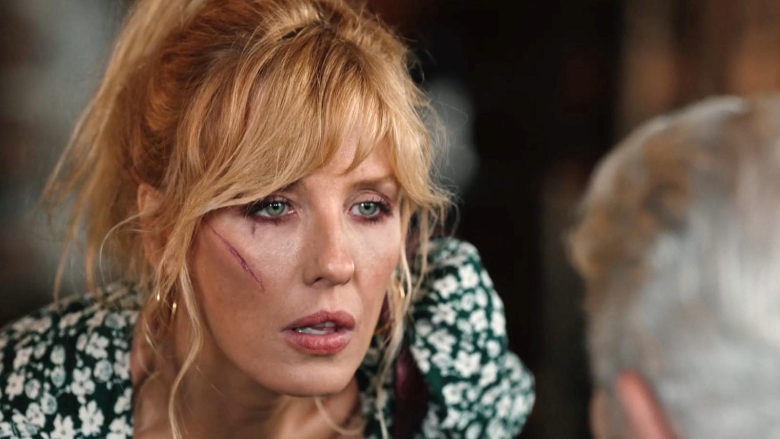 Beth Dutton Cuts to the Chase: A Bold Romance in Yellowstone! 🚬 #Yellowstone #BethDutton #KellyReilly #Shorts Beth Dutton