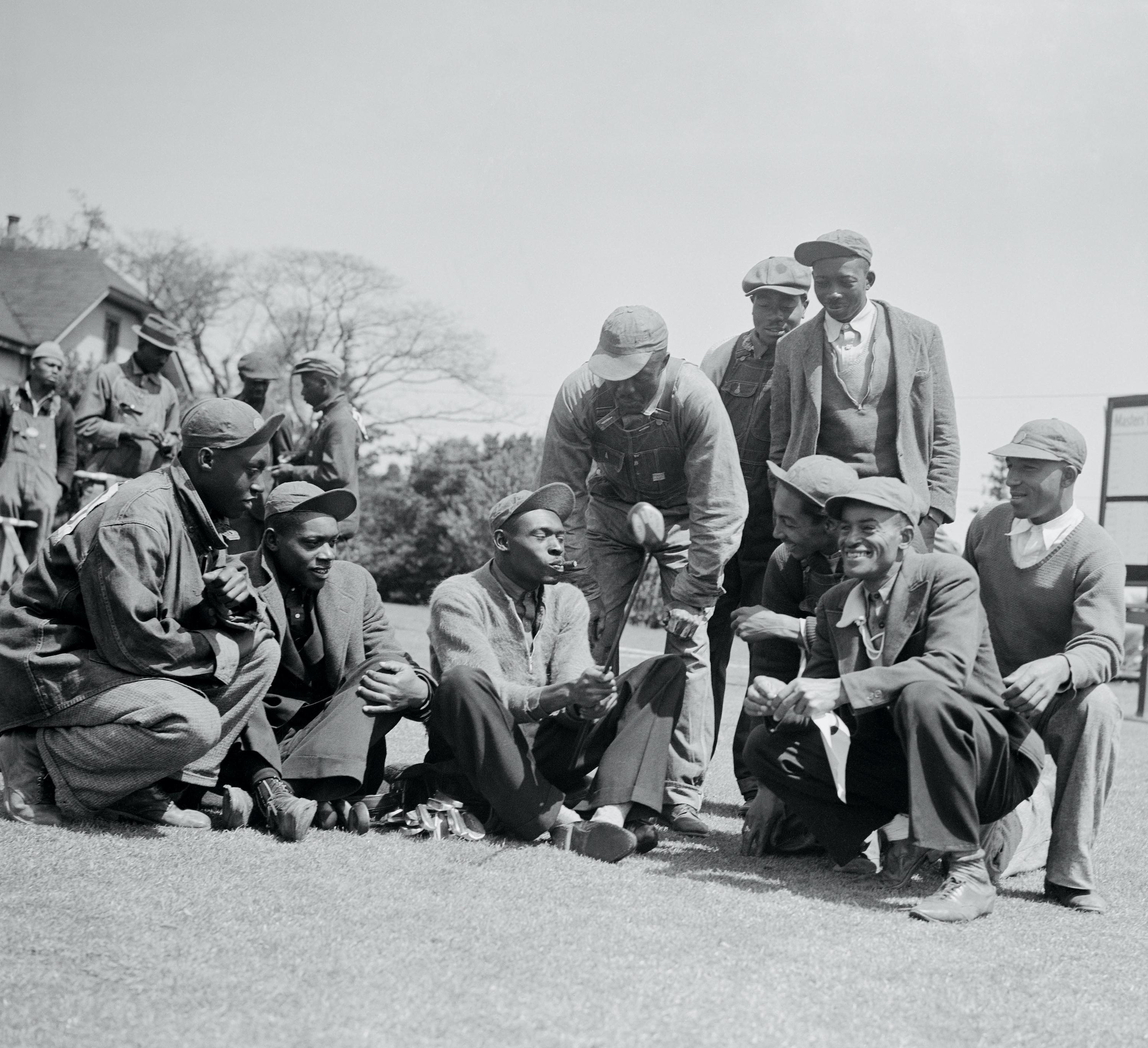 Master the Greens: 18 Essential Golf Etiquette Tips for Every Player! Master the Greens