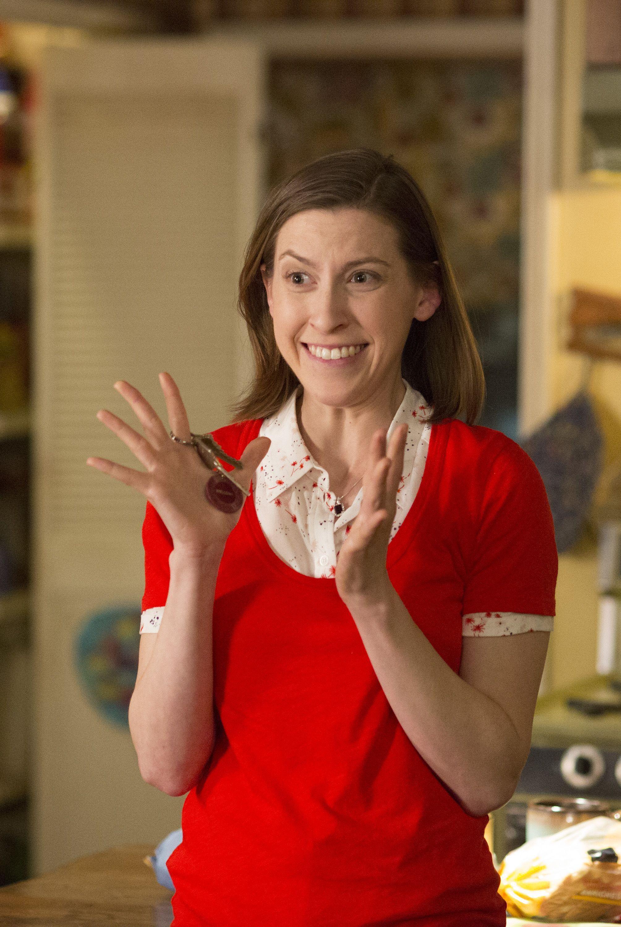 **"Sue Heck's Most Relatable Moments: A 16-Minute Nostalgic Journey Through 'The Middle'"** Sue Heck