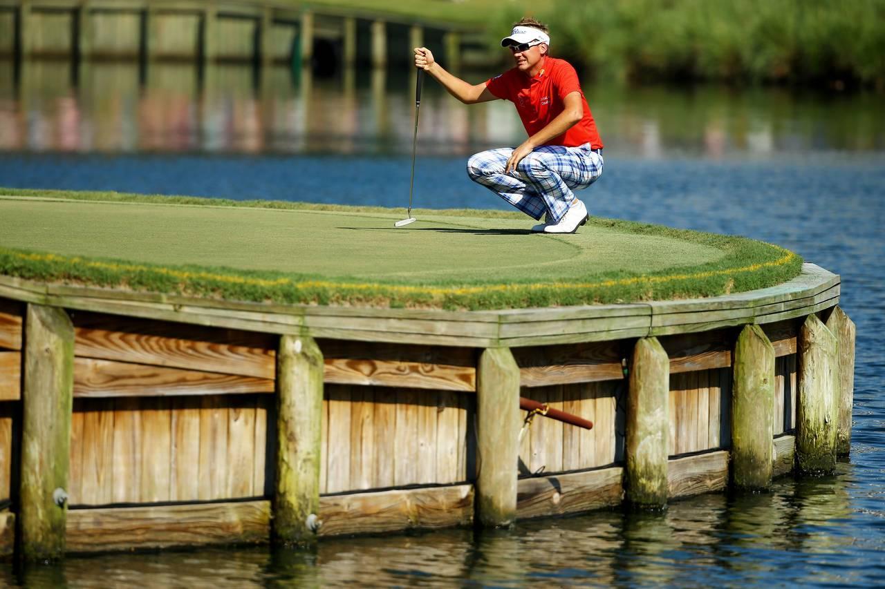 Epic Splash: Witness the Stunning Hole-in-One on TPC Sawgrass' Iconic 17th at THE PLAYERS 2025! Keywords: TPC Sawgrass