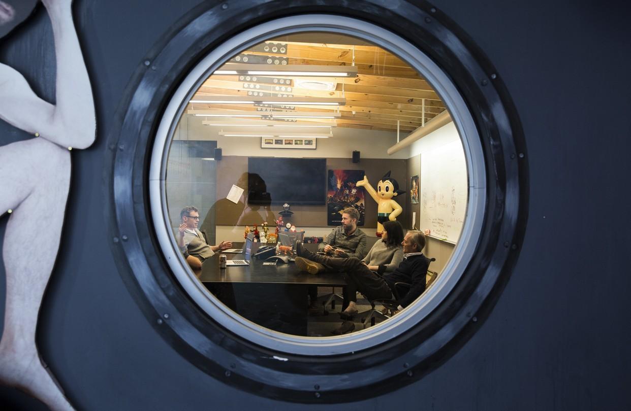 **Rory McIlroy's Silent Strategy: A Bold Move by His Coach to Elevate Performance** Here’s a comma-separated list of highly relevant keywords for your article heading:
**Rory mcilroy