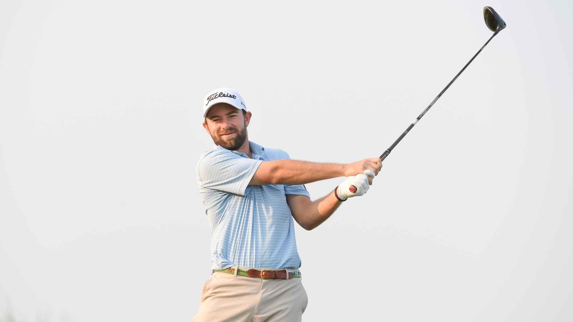 Optimizing Follow-Through Mechanics in the Golf Swing Here's a list of relevant keywords extracted from teh article heading