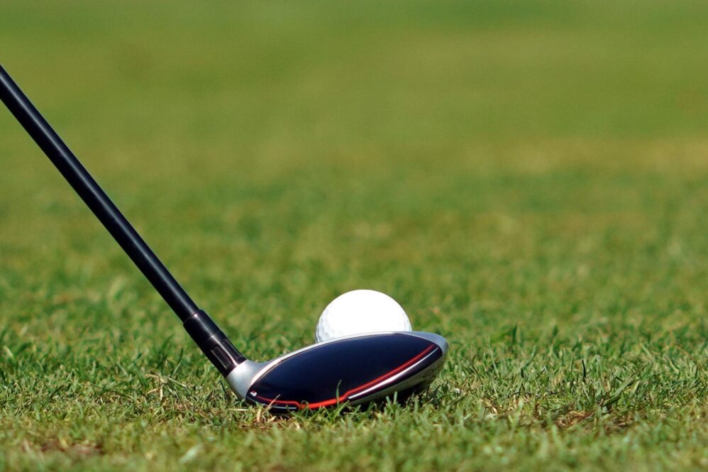 How to hit a crispy flop shot that’s sure to impress your playing partners