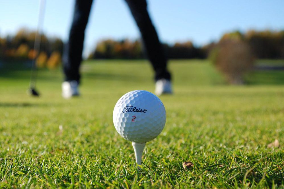 Lee Trevino’s Expert Golf Instruction: A Pathway to Enhanced Performance
