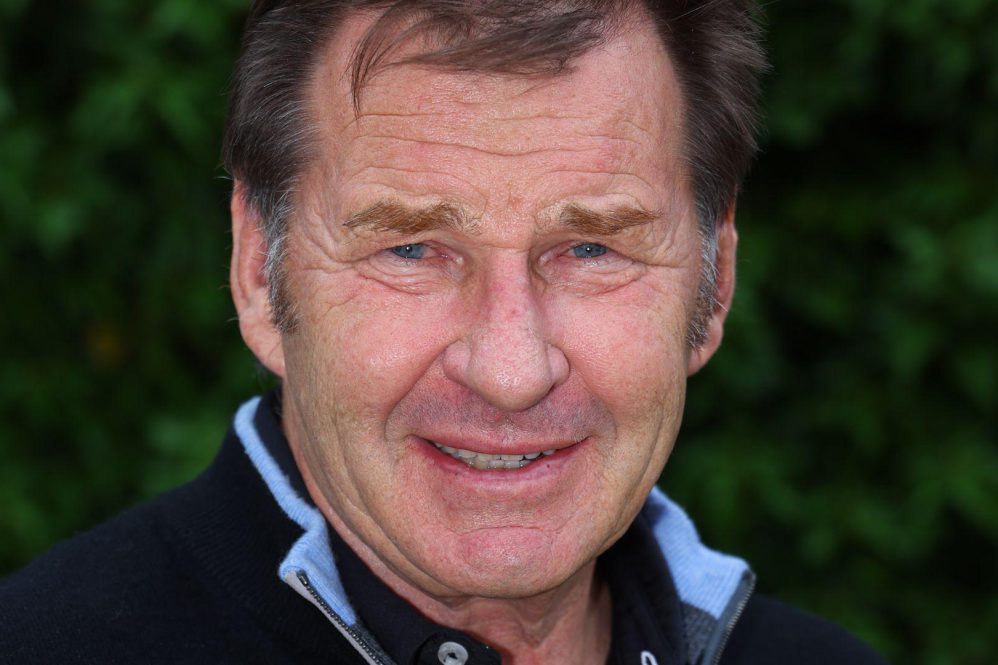 Instructional Guide to Golfing Masterclass by Sir Nick Faldo