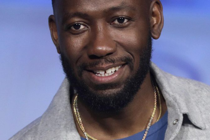 Prank Sinatra strikes again #NewGirl #LamorneMorris #ZooeyDeschanel #Shorts