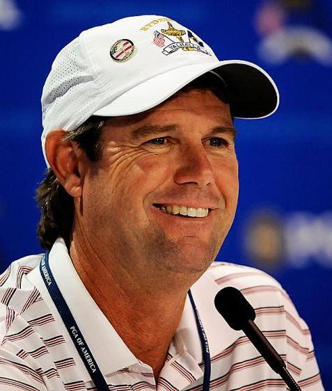 - Azingers Absence and its Impact on Golf Commentary