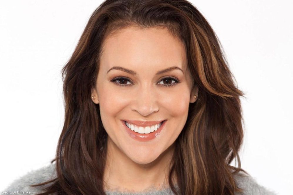 Here are some engaging title suggestions for your article:

1. “This Week in #Charmed: Spellbinding Updates from Alyssa Milano, Shannen Doherty, and Holly Marie Combs!”
2. “Enchanting News Alert: What’s Happening with #Charmed Stars This Week!”
3. “Get