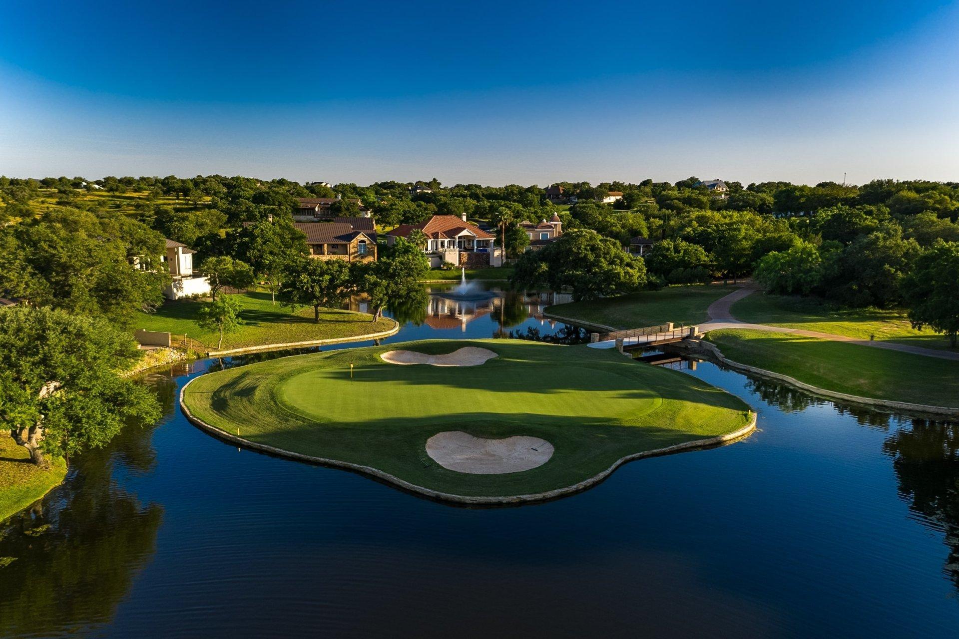 golf resort