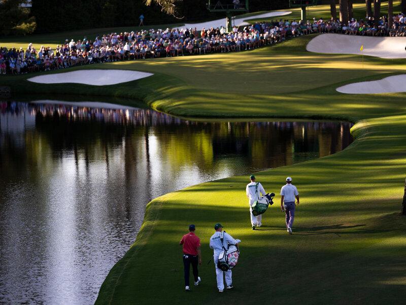 Here’s a list of highly relevant keywords extracted from the article heading 'Golf Masters: Pioneers of Change in the World of Professional Golf':

1. Golf Masters
2. Pioneers
3. Change
4. Professional Golf
5. Golf History
6. Golf Innovators
7. Golf Tournament
8. Golf Legends
9. Golf Evolution
10. Golf Players

Feel free to use these keywords to find appropriate and targeted royalty-free images for your article!