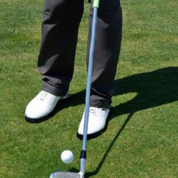 8 Biggest Rookie Golf Mistakes-And How to Instantly Improve Your Swing, Putting & Driving faulty grip and hand positioning in novices: evidence based adjustments to improve clubface control for swing and putting